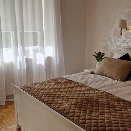 Medea 1 With Private Parking Apartment Opatija