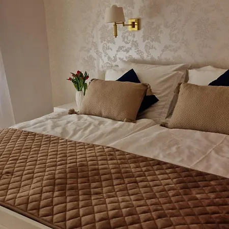 Apartment Medea 1 With Private Parking Opatija