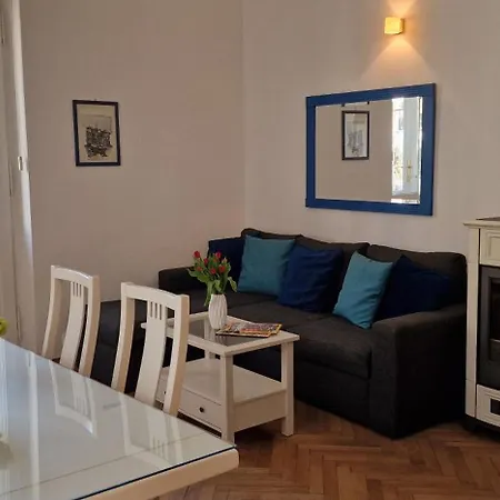 Medea 1 With Private Parking Apartment *